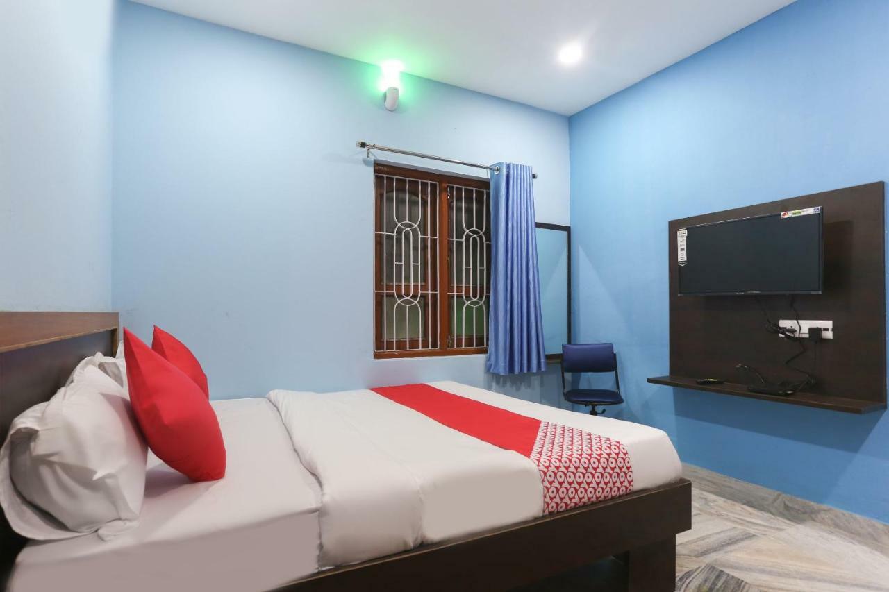 Vaccinated Staff- OYO 45958 New Castle Inn Bhubaneswar Exterior foto